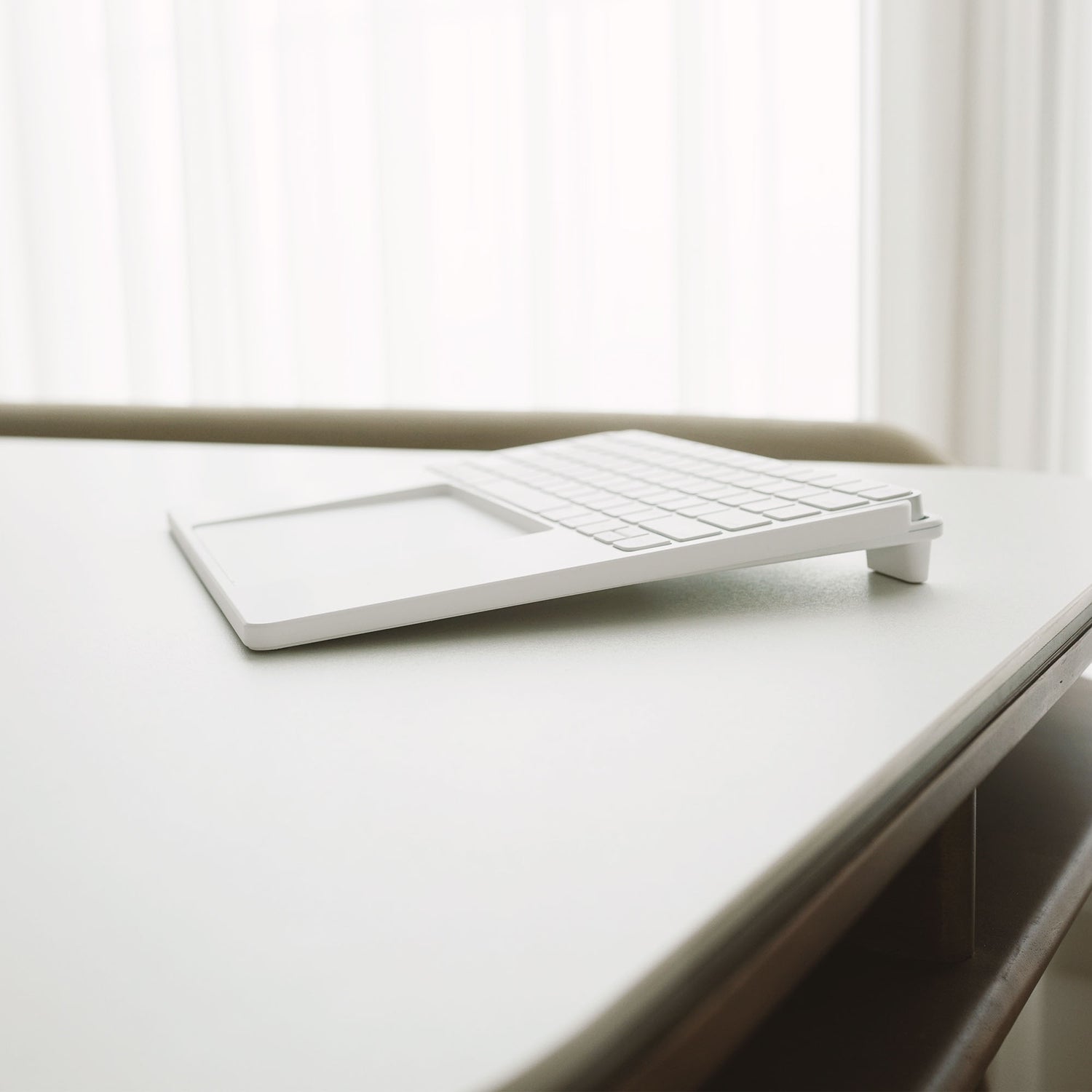 Tyonit Harmony Tray Pro for Apple Magic Trackpad and Apple Magic Keyboard